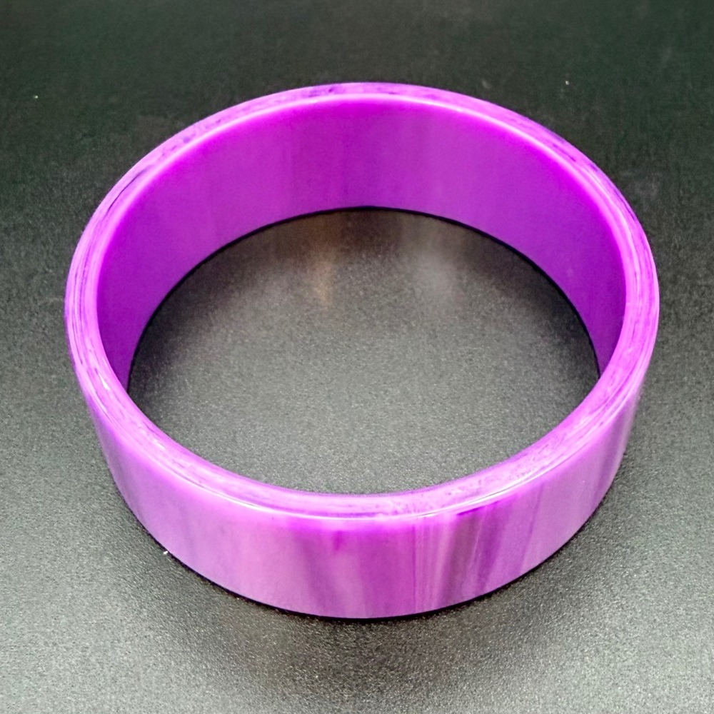Vintage‎ Bangle Bracelet Size 8 Purple Marbled Acrylic Chunky Wide Resin - Picture 9 of 9